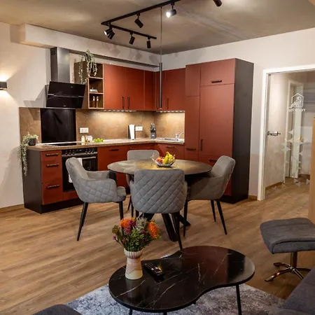 Semesterbostad Red Kite