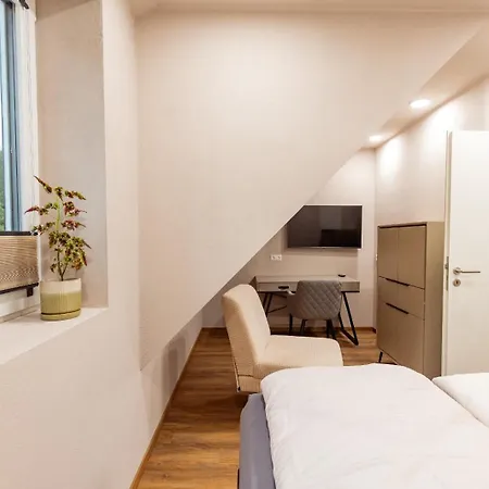 Semesterbostad Red Kite *